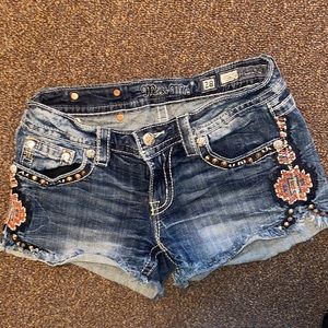 Low-rise Miss Me jean shorts